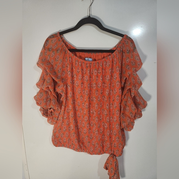 CeCe Tops - CeCe Orange Floral Women's Top, Size Large